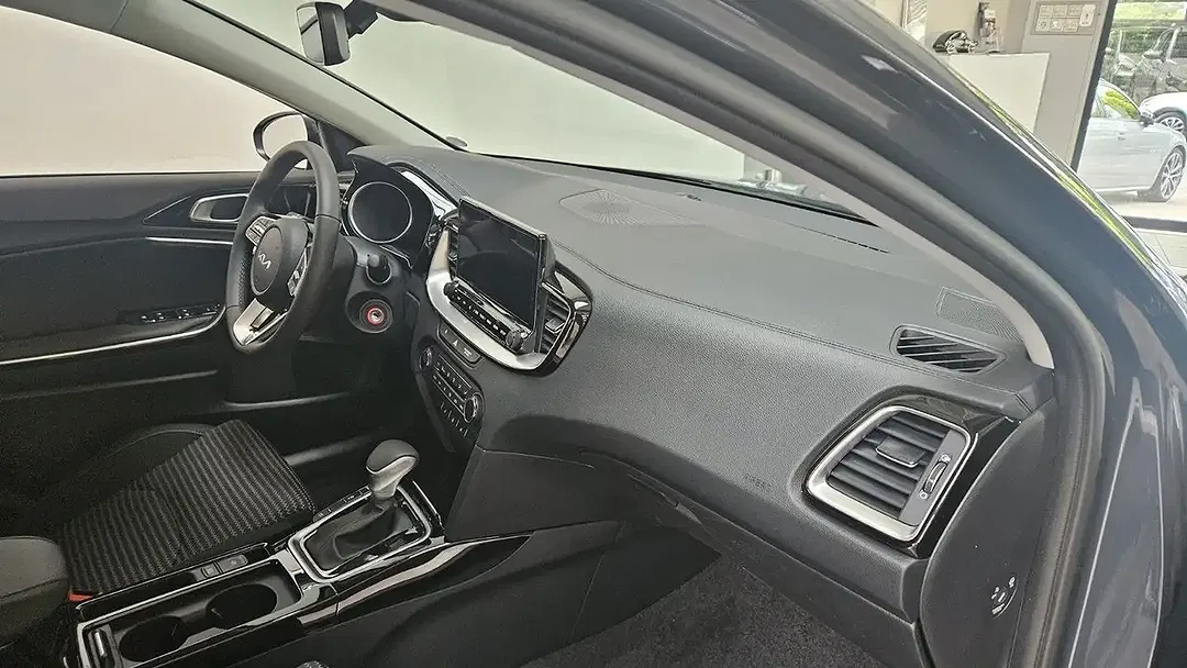 Kia Ceed / cee'd DCT Vision - Thumbnail 11