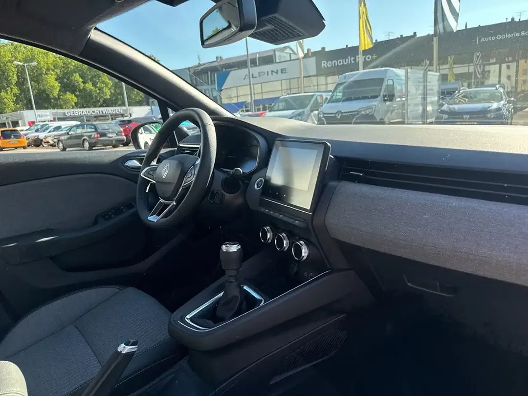 Renault Clio Techno - Thumbnail 11