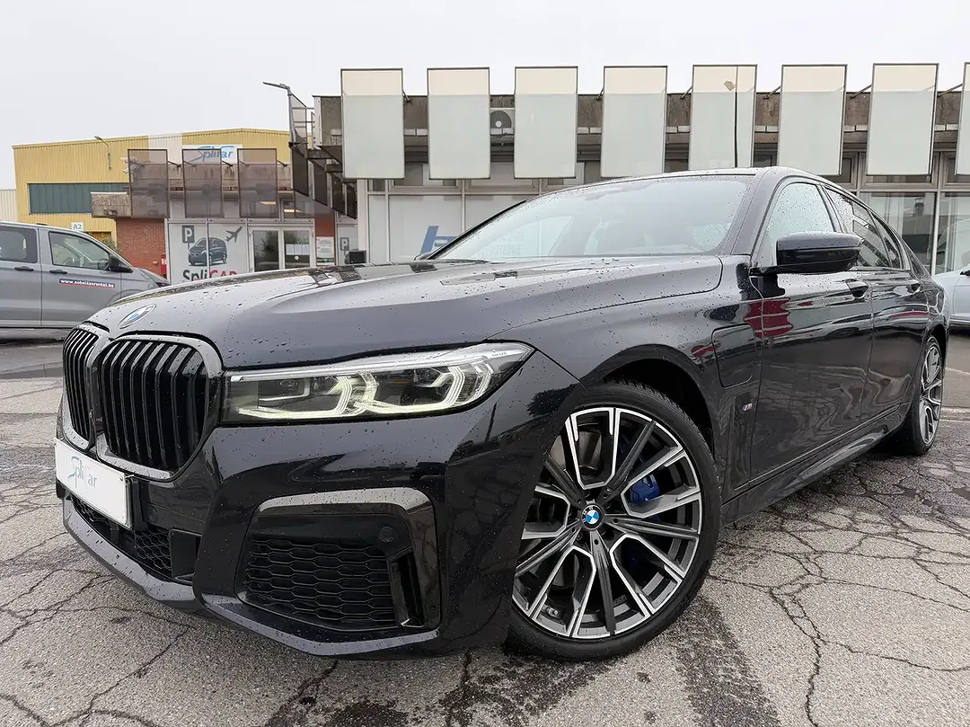 BMW 745 M - foto 1
