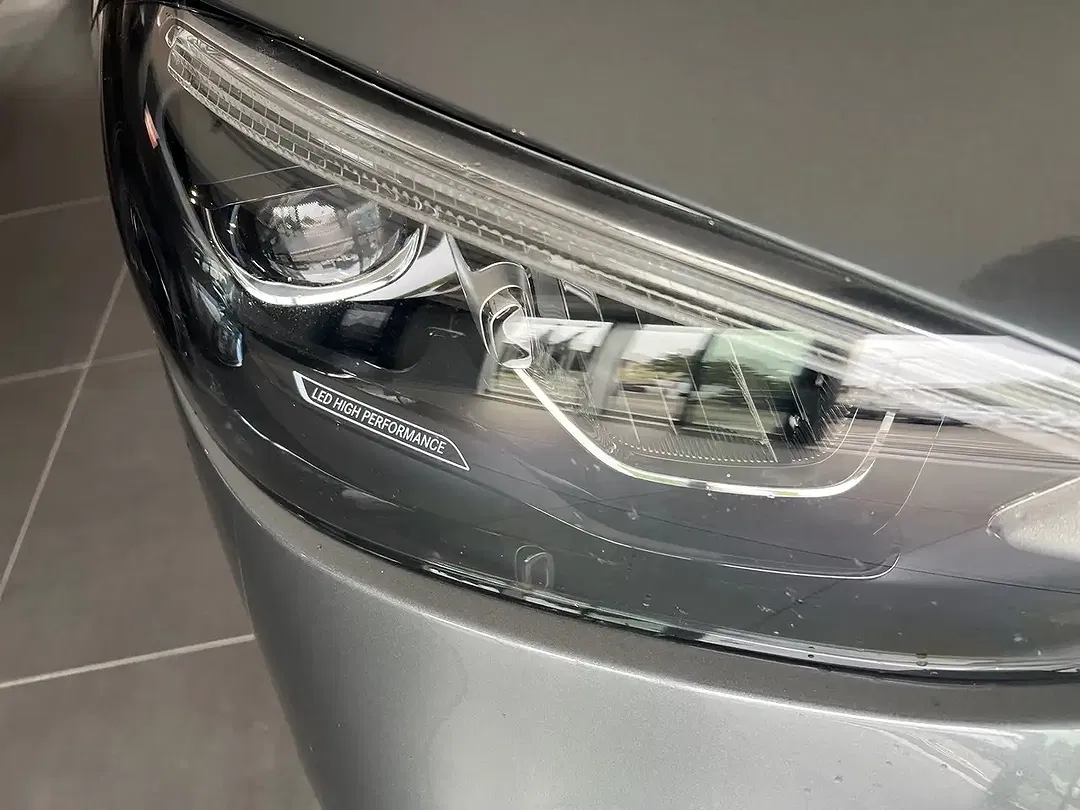 Mercedes-Benz C 300 4MATIC AMG Edition - Thumbnail 9