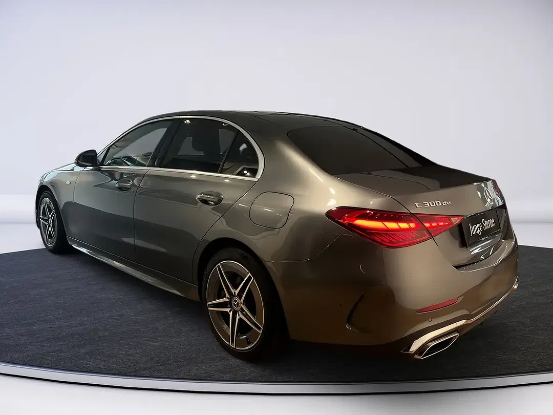 Mercedes-Benz C 300 4MATIC AMG Edition - Thumbnail 4