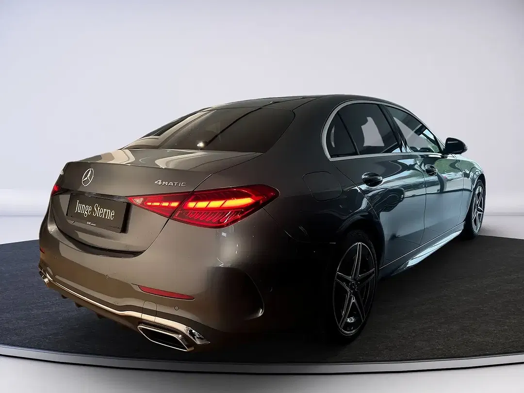 Mercedes-Benz C 300 4MATIC AMG Edition - Thumbnail 5