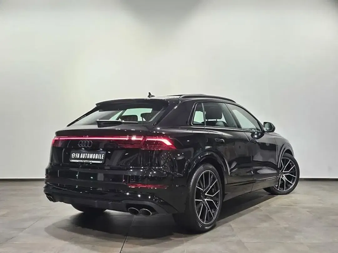 Audi SQ8 Matrix LED Black Edition - Thumbnail 8