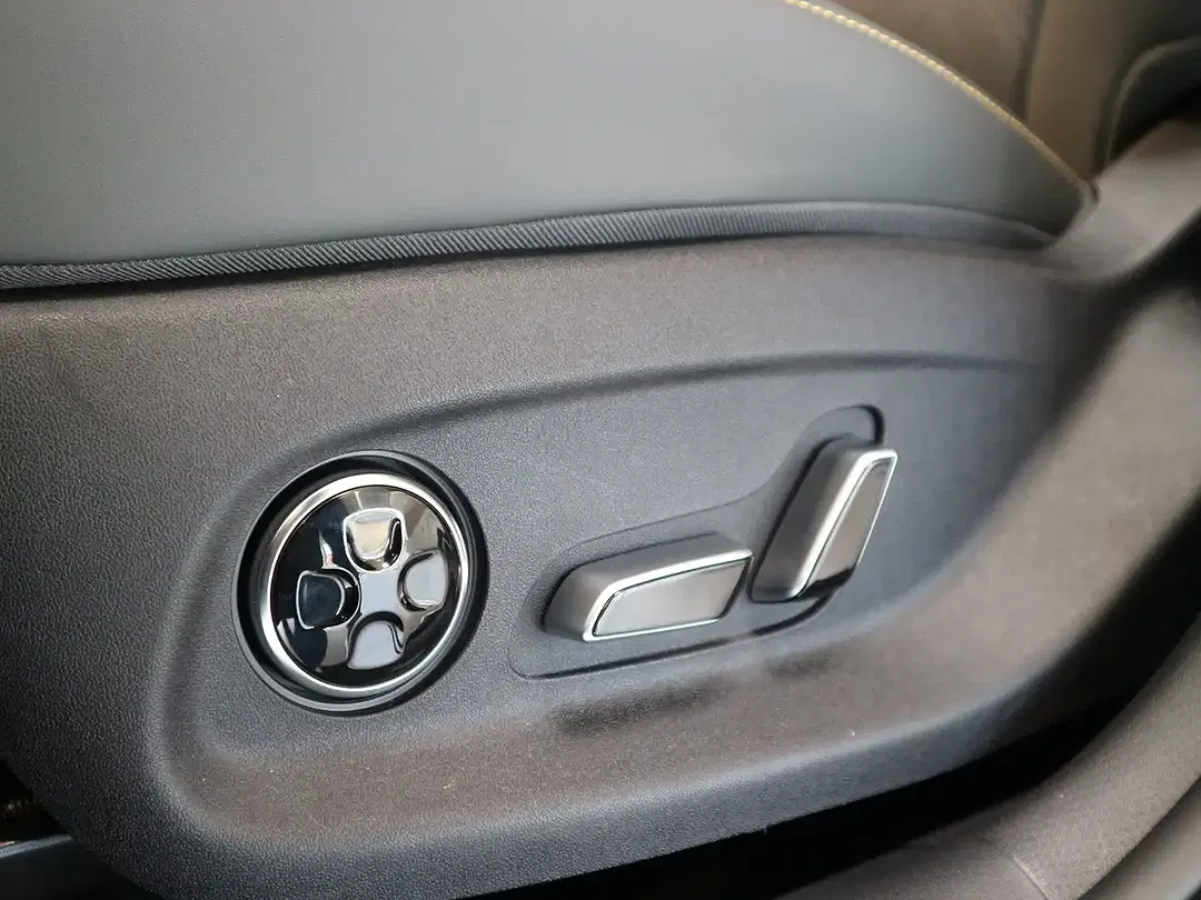 BYD Atto 3 Design - Thumbnail 15