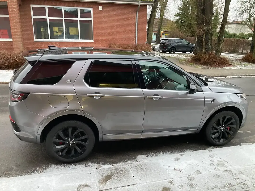 Land Rover Discovery 4x4 Sport R-Dynamic SE - Thumbnail 4