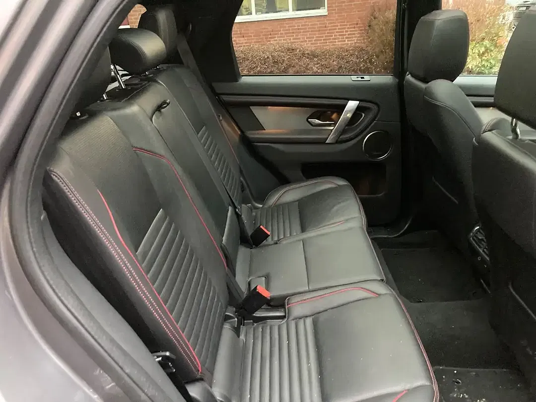 Land Rover Discovery 4x4 Sport R-Dynamic SE - Thumbnail 9