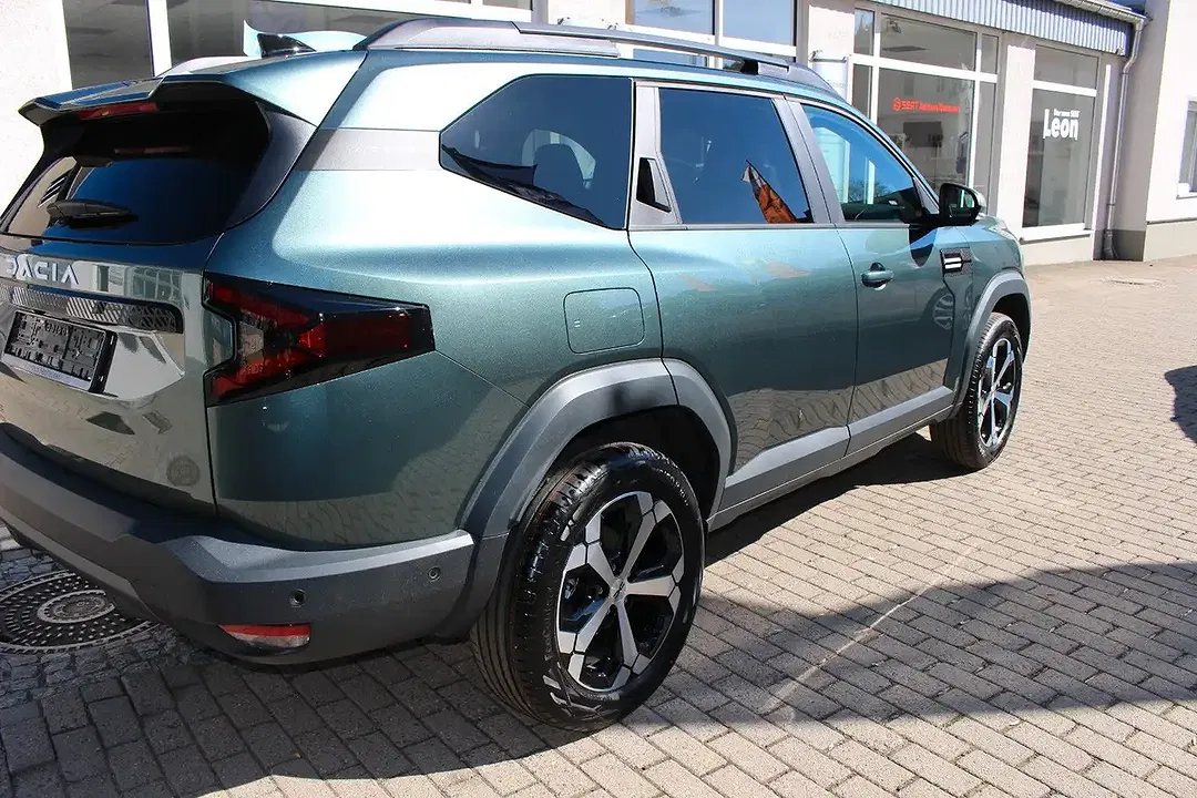 Dacia Bigster Hybrid Journey - Thumbnail 4