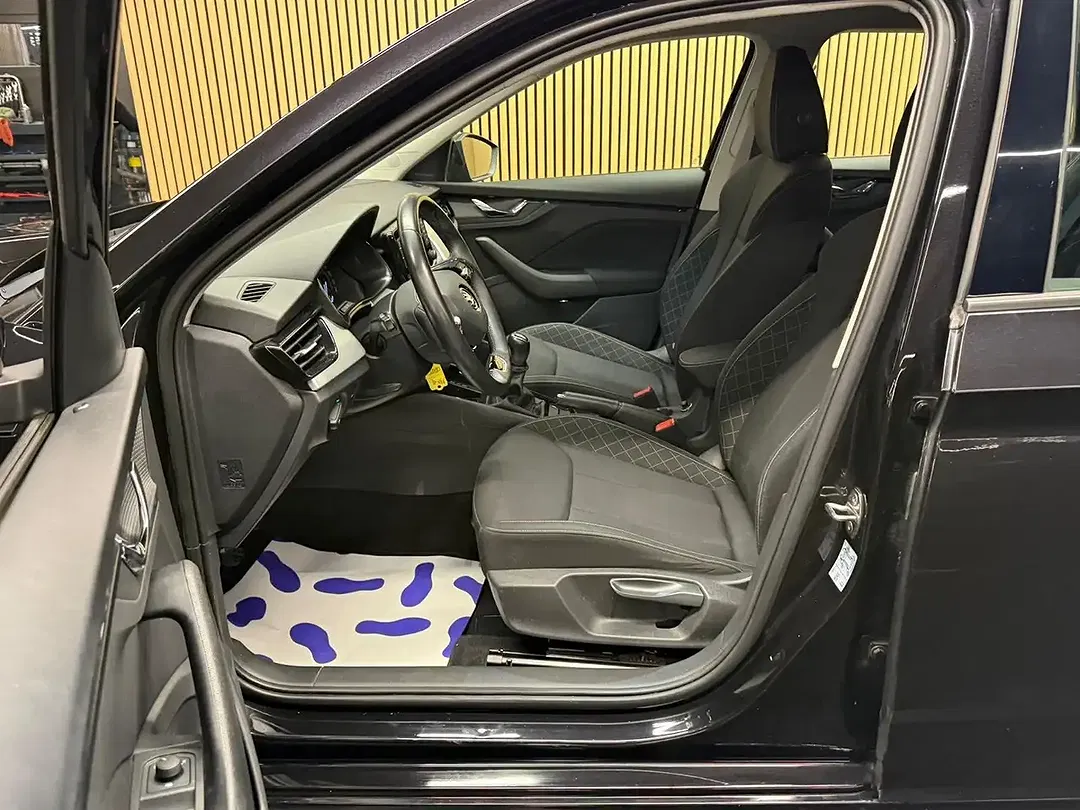 Skoda Kamiq 1.0 TSI Ambition Sport - Thumbnail 13