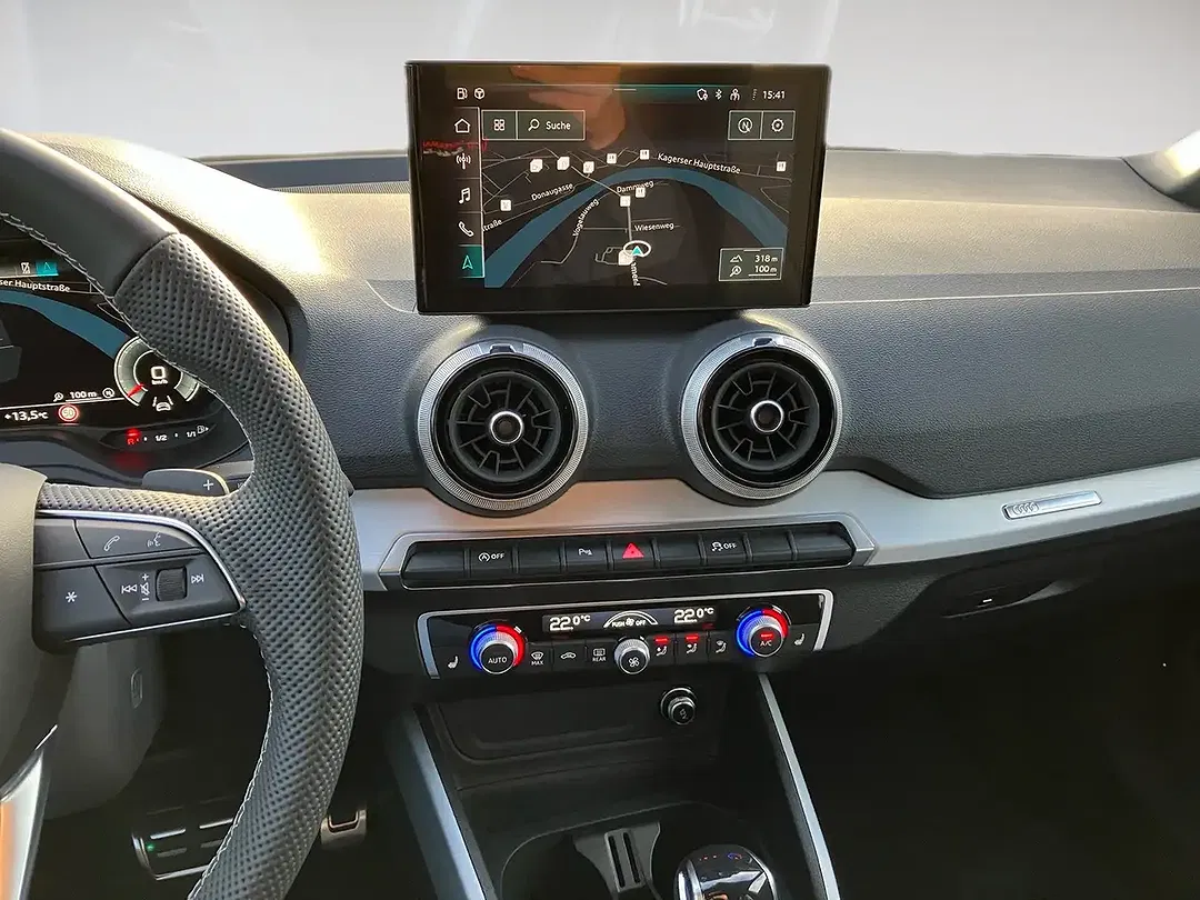 Audi Q2 35 TFSI S tronic S line - Thumbnail 11