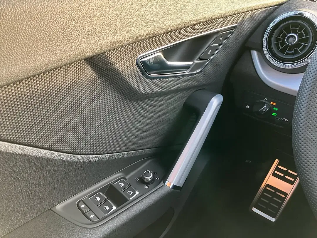 Audi Q2 35 TFSI S tronic S line - foto 14