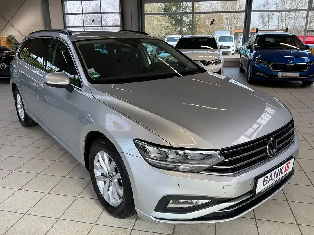 Volkswagen Passat Variant 2.0 TDI DSG - Thumbnail 10