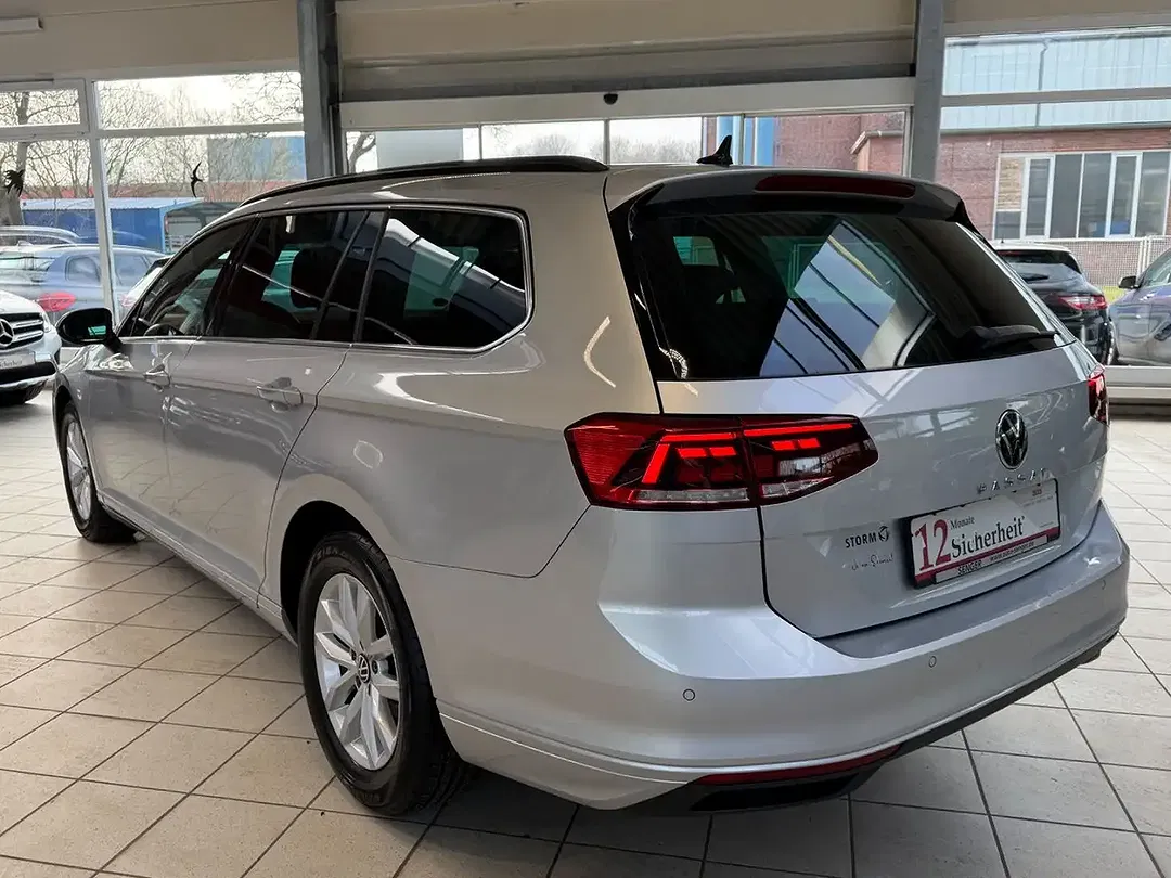 Volkswagen Passat Variant 2.0 TDI DSG - Thumbnail 3
