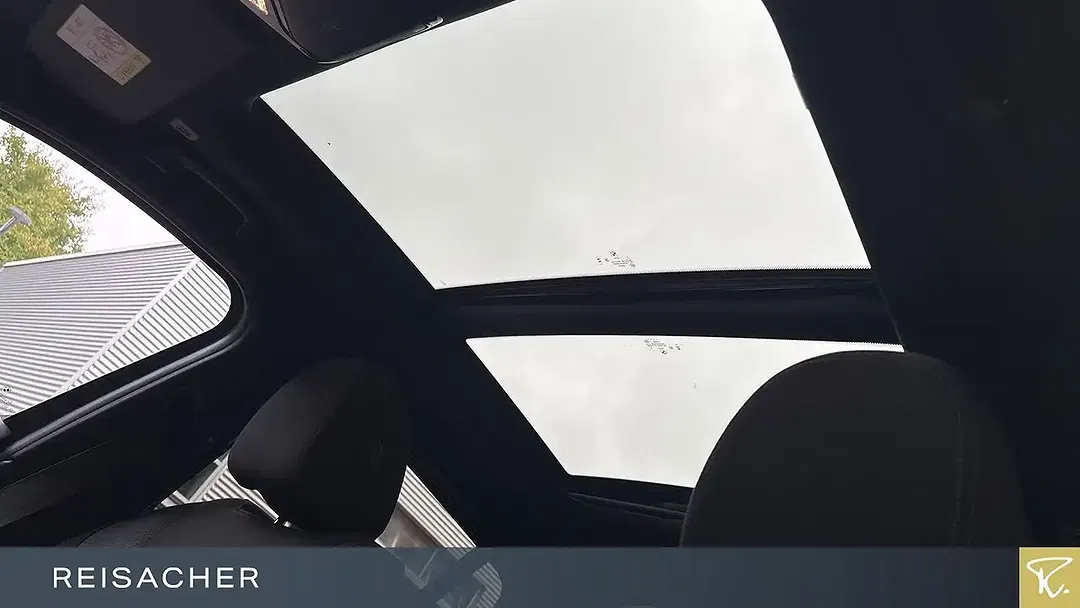 BMW 330 xDrive M Sport - Thumbnail 5
