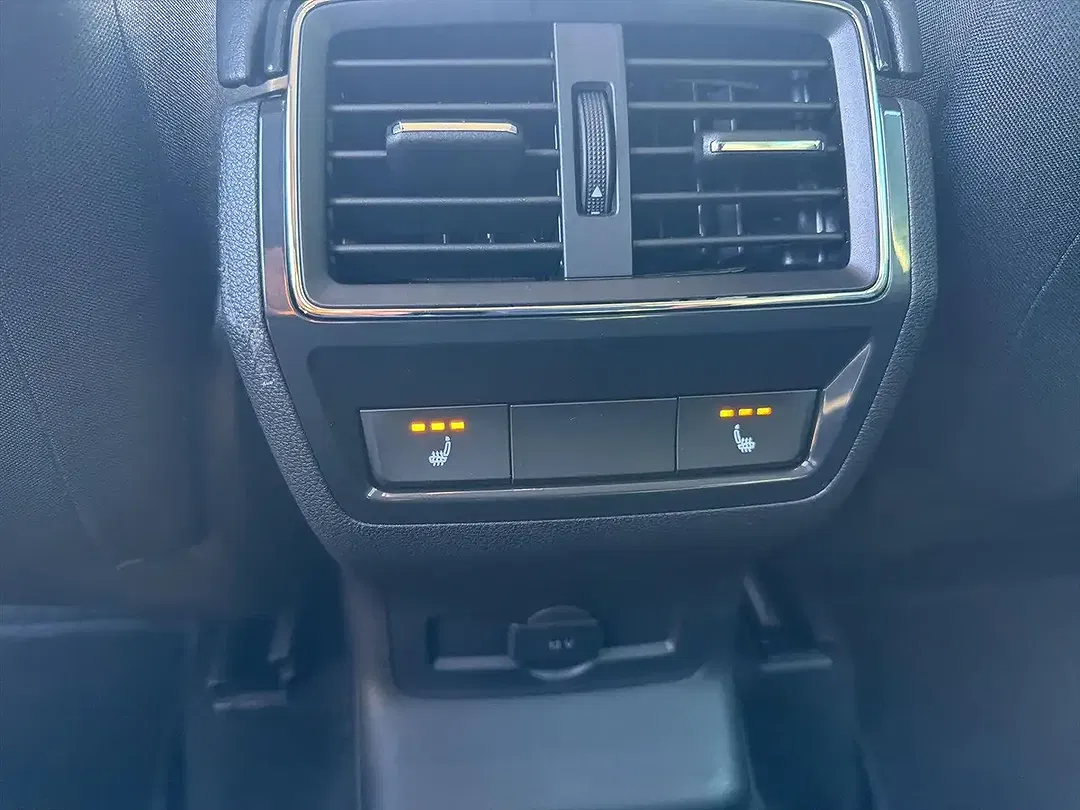 Skoda Karoq Tour - Thumbnail 12