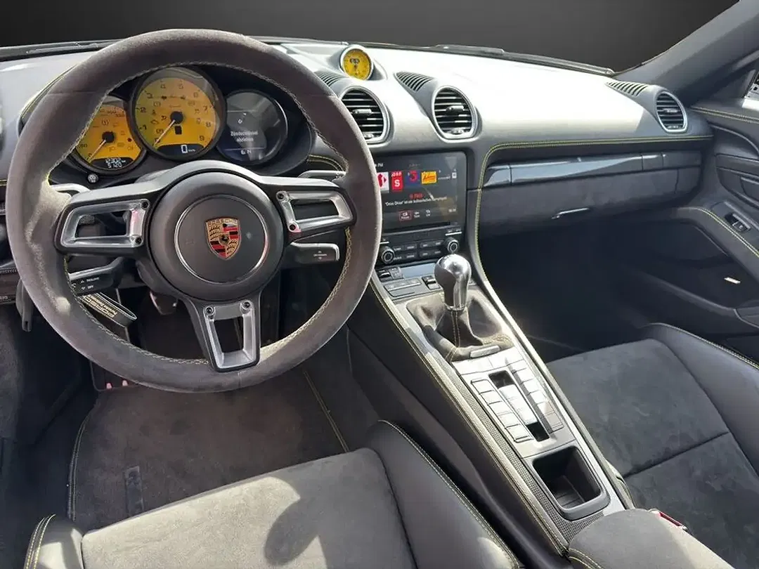 Porsche 718 Spyder - Thumbnail 10