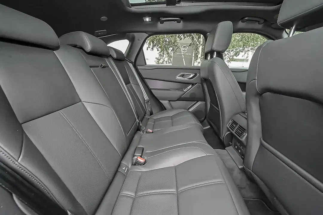 Land Rover Range Rover Velar P400e Dynamic SE - Thumbnail 8