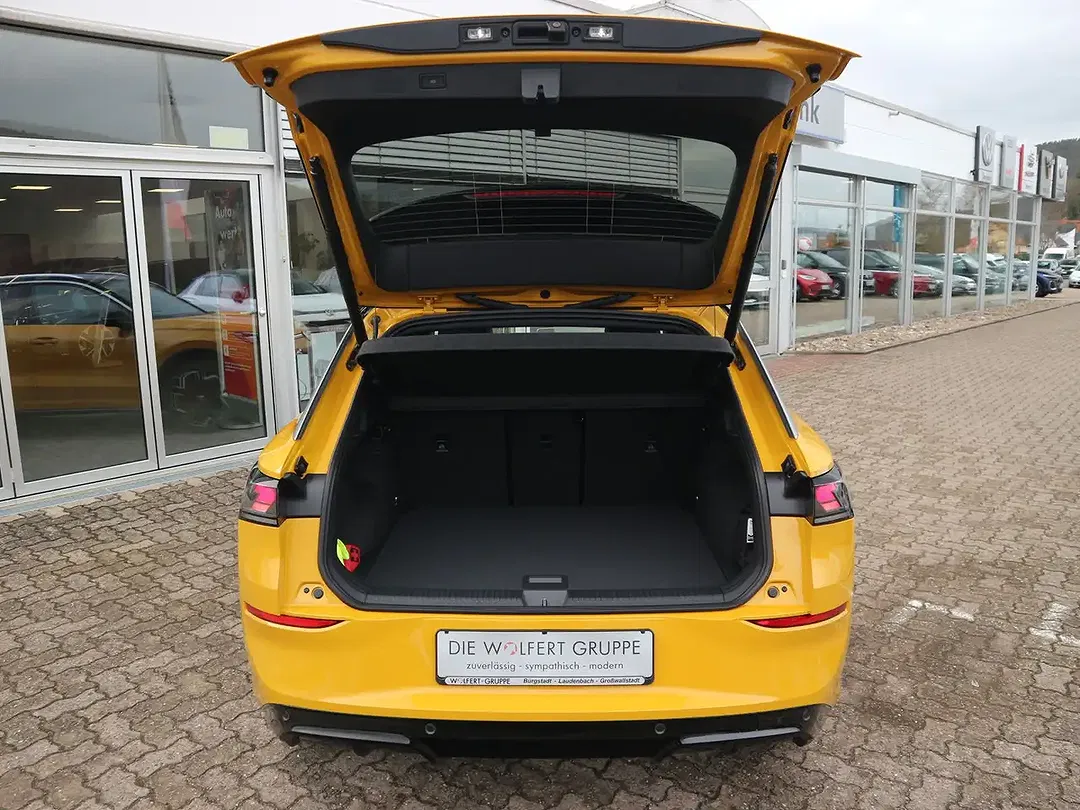Volkswagen T-Roc 1.5 eTSI DSG R-Line - Thumbnail 12