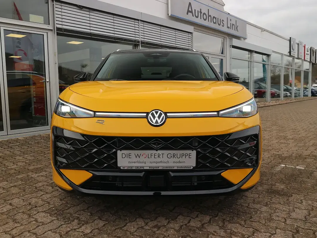 Volkswagen T-Roc 1.5 eTSI DSG R-Line - foto 2