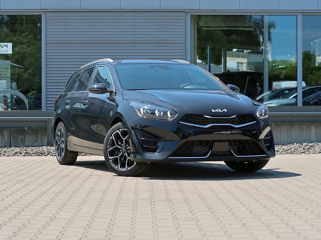 Kia Ceed SW / cee'd SW 1.5 GT-Line - Thumbnail 3