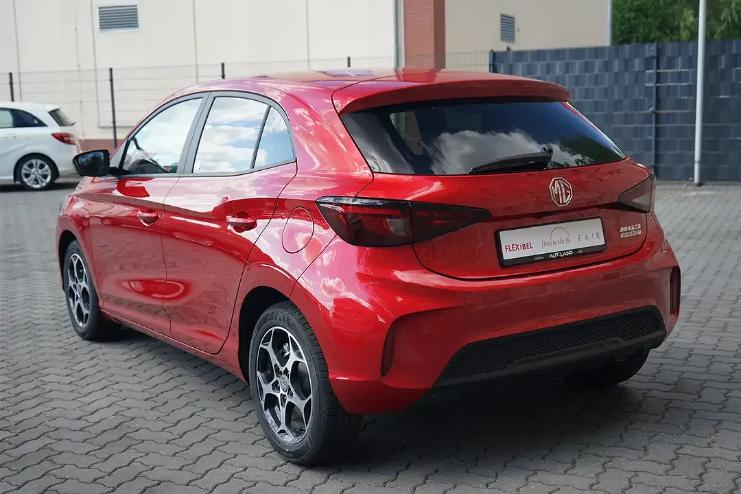 MG MG3 1.5 Hybrid AUT Luxury - foto 2