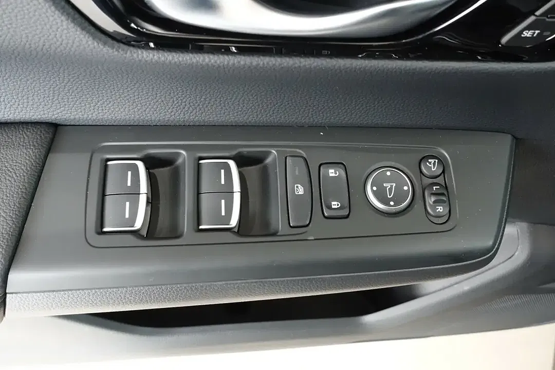Honda CR-V PHEV Advance Tech - Thumbnail 9