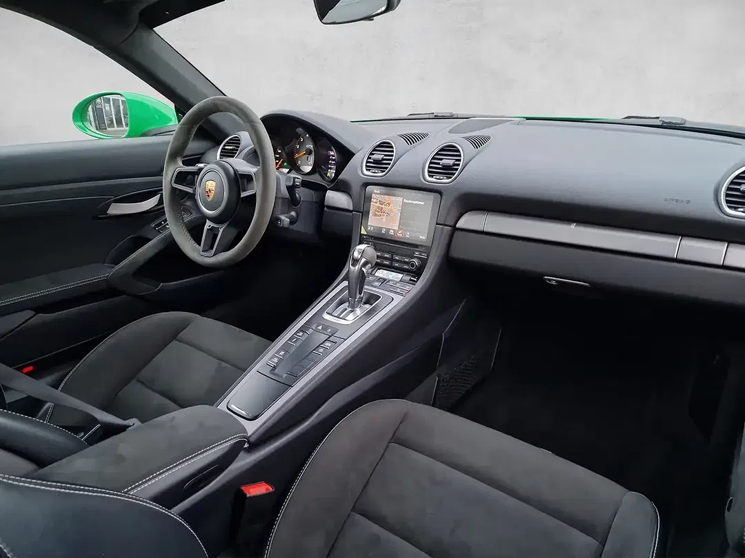 Porsche Cayman - Thumbnail 4