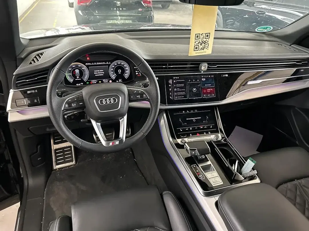 Audi Q8 55 TFSI e Matrix LED S line - Thumbnail 8