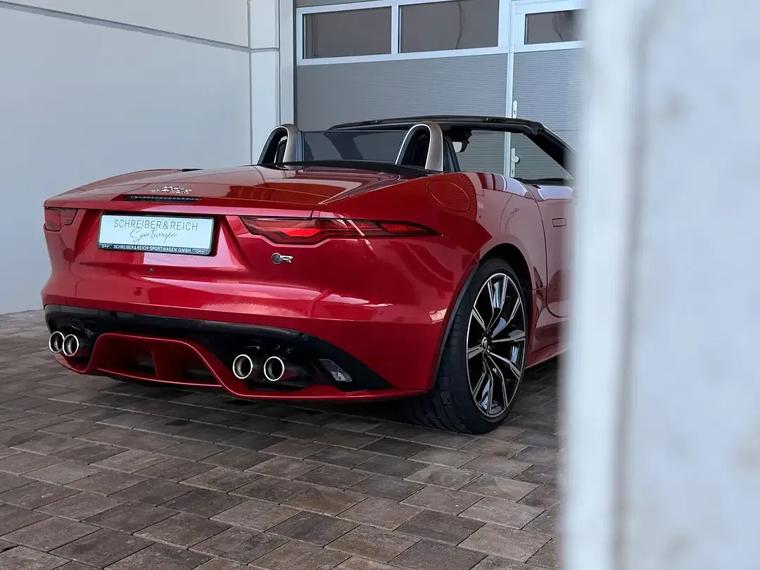 Jaguar F-Type P575 4x4 75 - Thumbnail 6