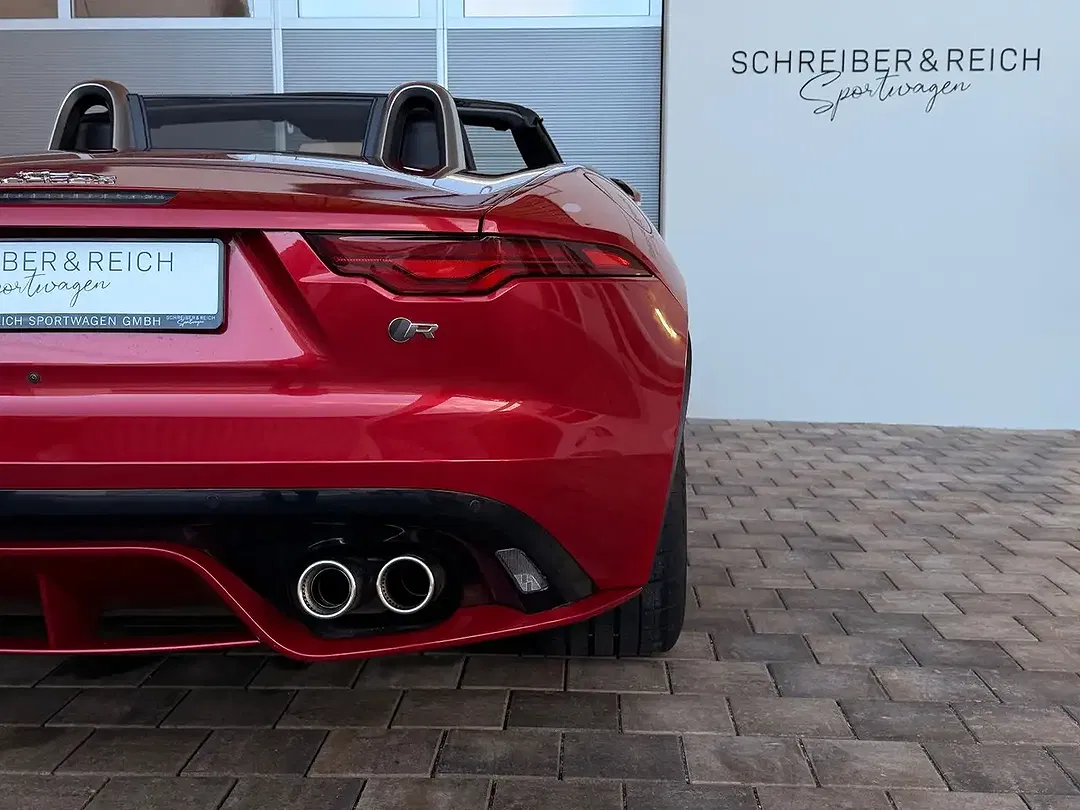 Jaguar F-Type P575 4x4 75 - Thumbnail 8
