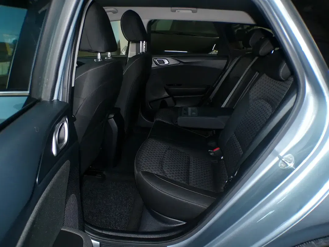 Kia Ceed SW / cee'd SW - Thumbnail 9