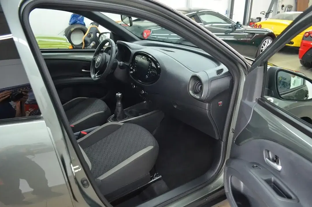 Toyota Aygo X - Thumbnail 10