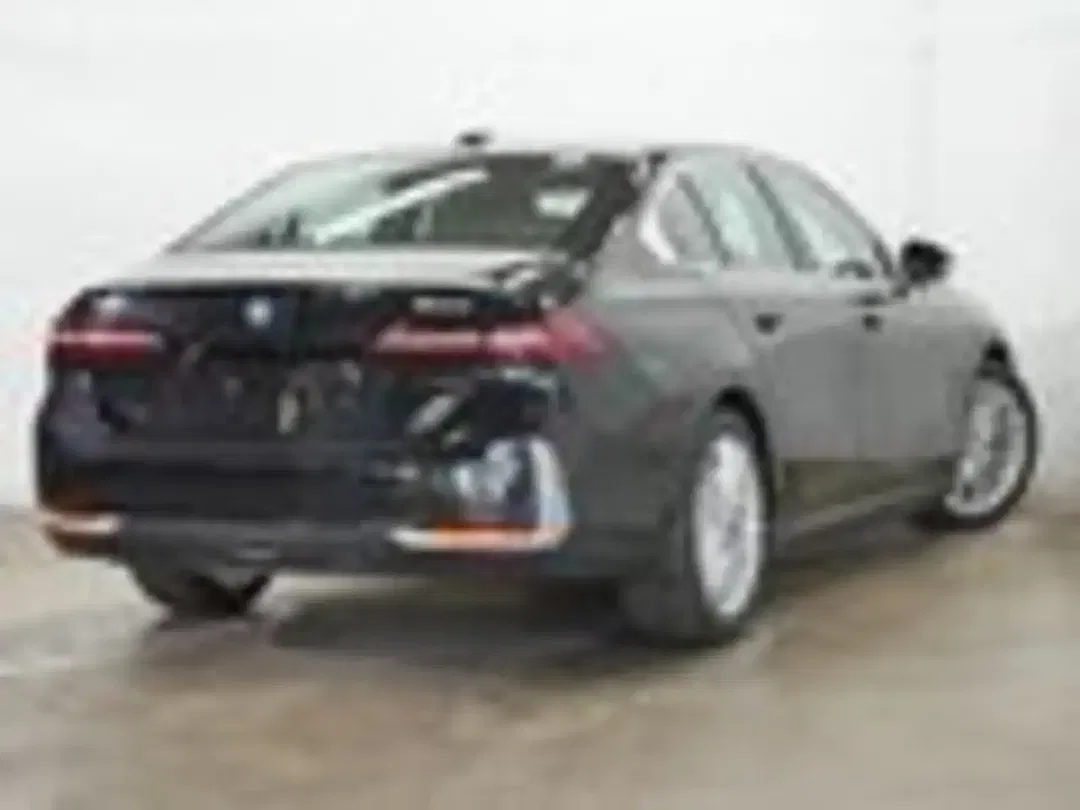 BMW 550 xDrive - Thumbnail 4