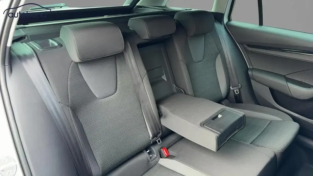 Skoda Octavia 2.0 iV TDI DSG Combi Selection - Thumbnail 7