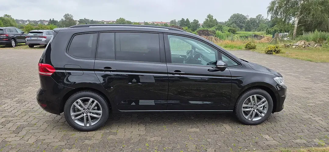 Volkswagen Touran 1.5 TSI DSG Edition - Thumbnail 4