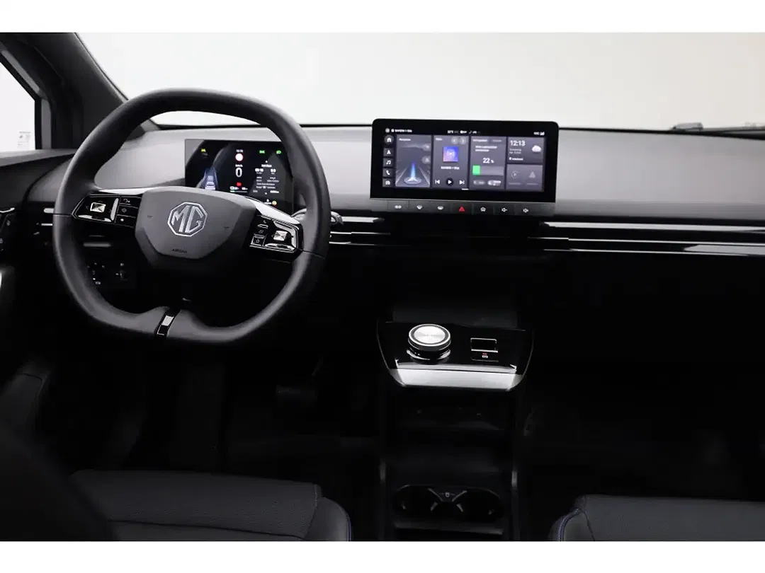 MG MG4 Luxury - Thumbnail 17