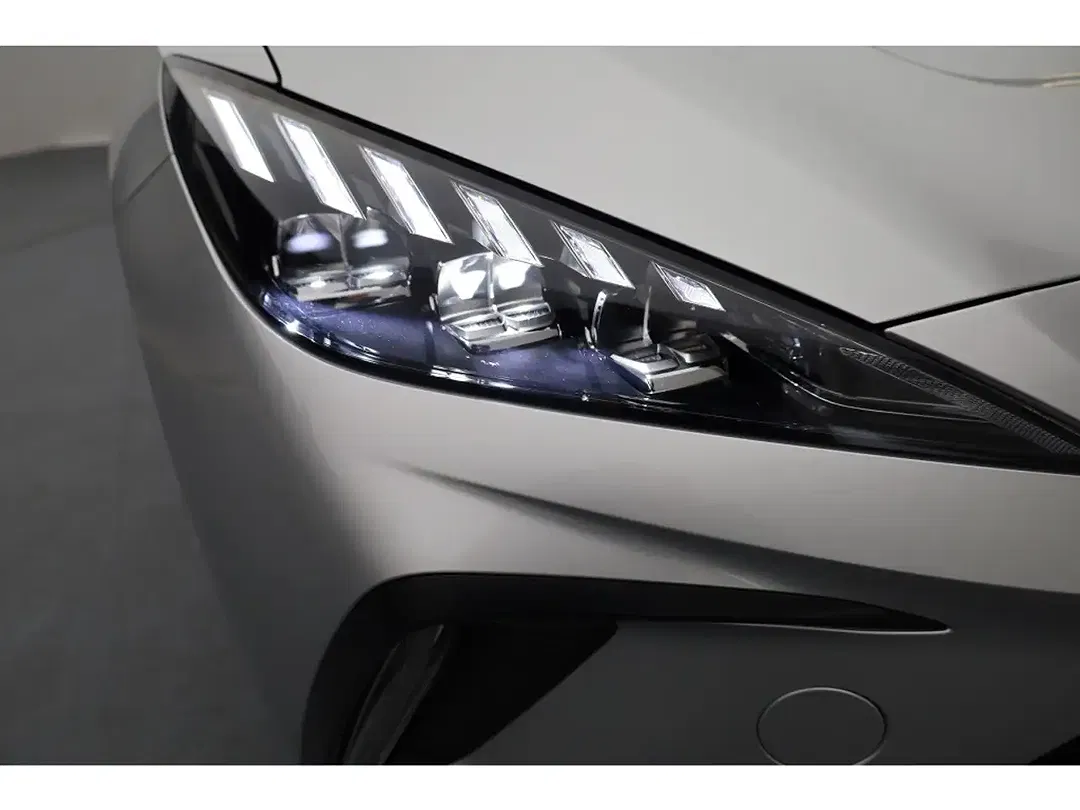 MG MG4 Luxury - foto 25