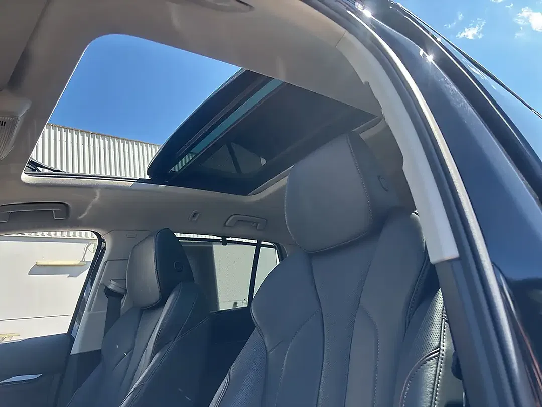 Skoda Enyaq 80 iV Suite - Thumbnail 8