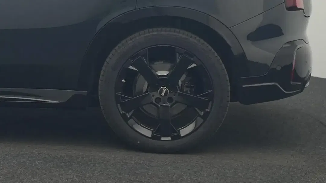 MINI Countryman SE All4 JCW Trim - Thumbnail 11
