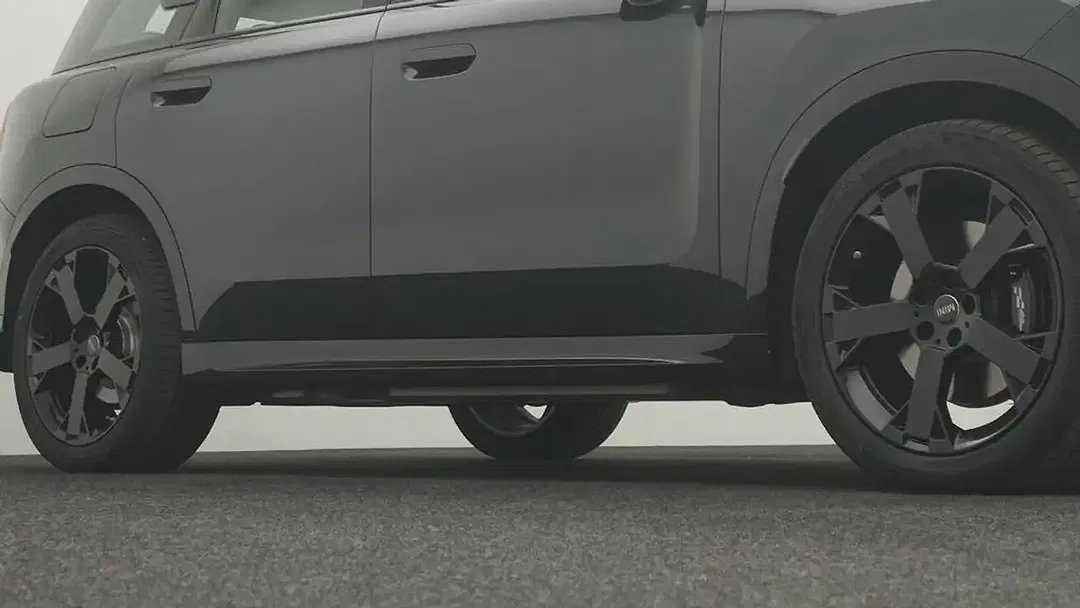 MINI Countryman SE All4 JCW Trim - Thumbnail 15