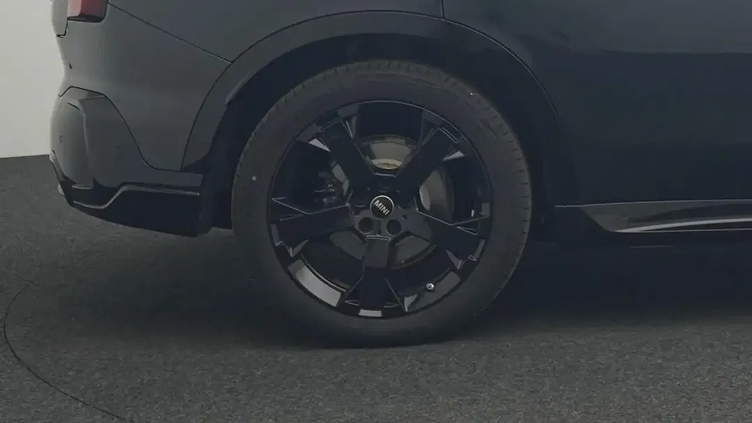 MINI Countryman SE All4 JCW Trim - Thumbnail 9