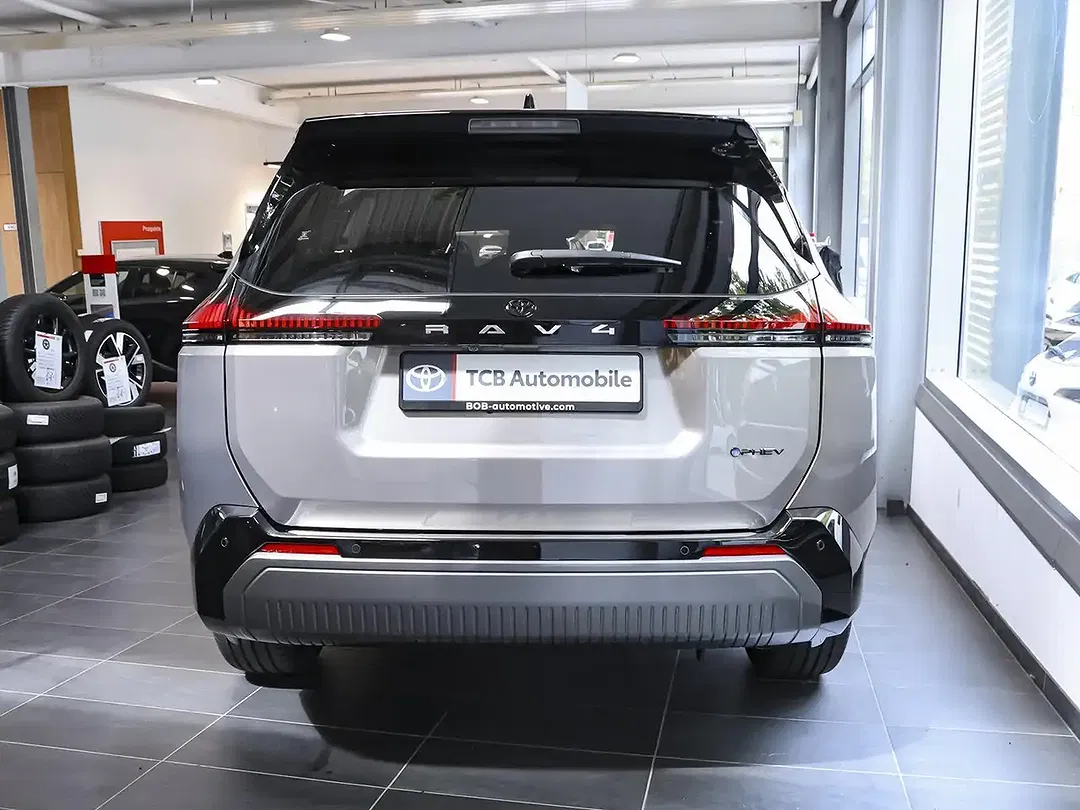 Toyota RAV 4 PHEV Style - Thumbnail 3