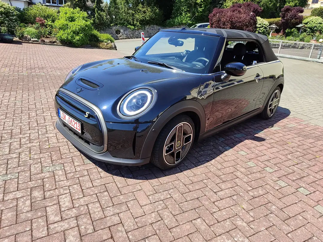 MINI One Cabrio SE Cooper - foto 1