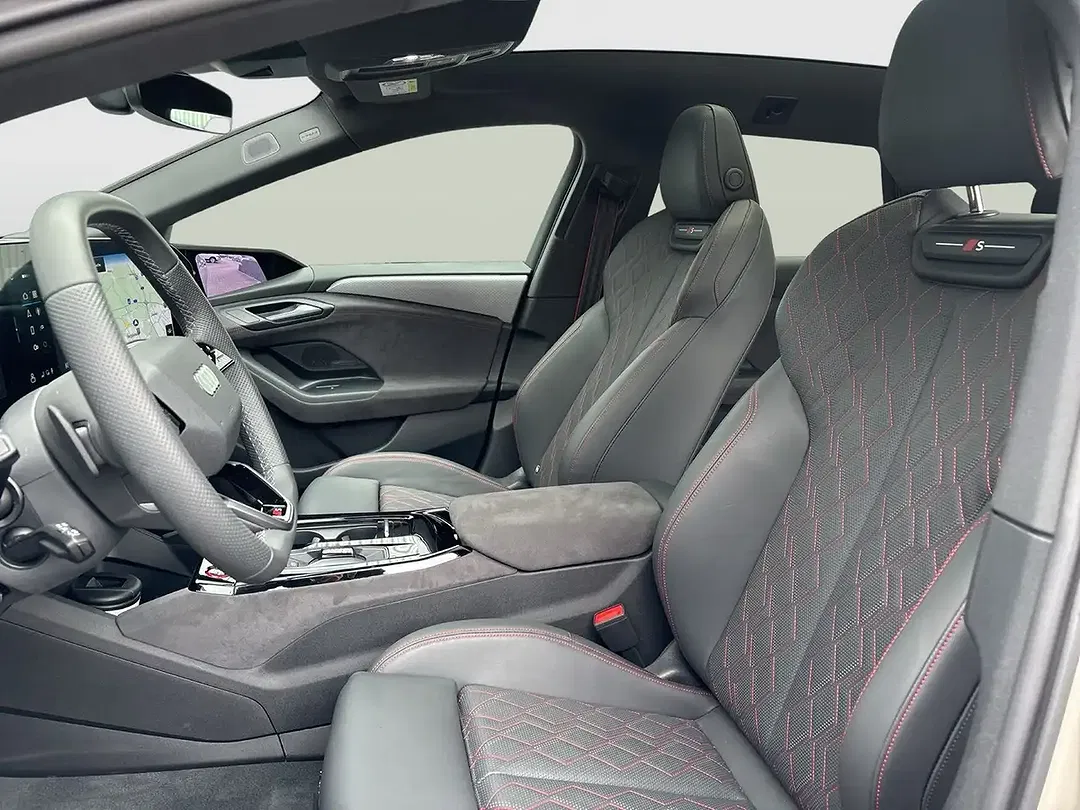 Audi S6 e-tron quattro Avant - Thumbnail 9