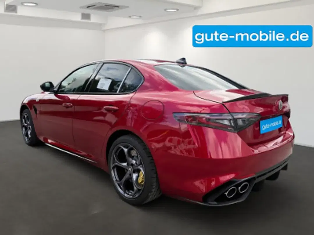 Alfa Romeo Giulia Quadrifoglio - Thumbnail 7