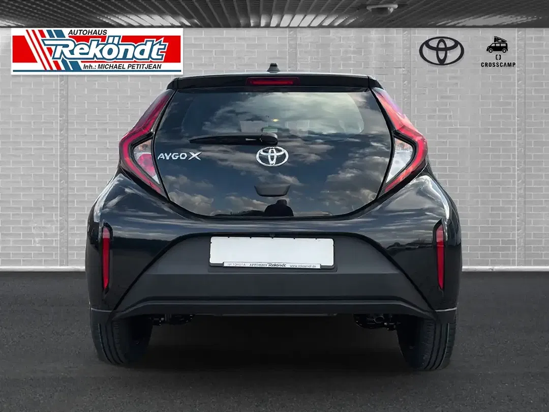 Toyota Aygo X Business Edition - Thumbnail 5