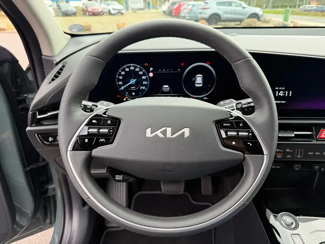 Kia Niro Hybrid Vision - Thumbnail 4