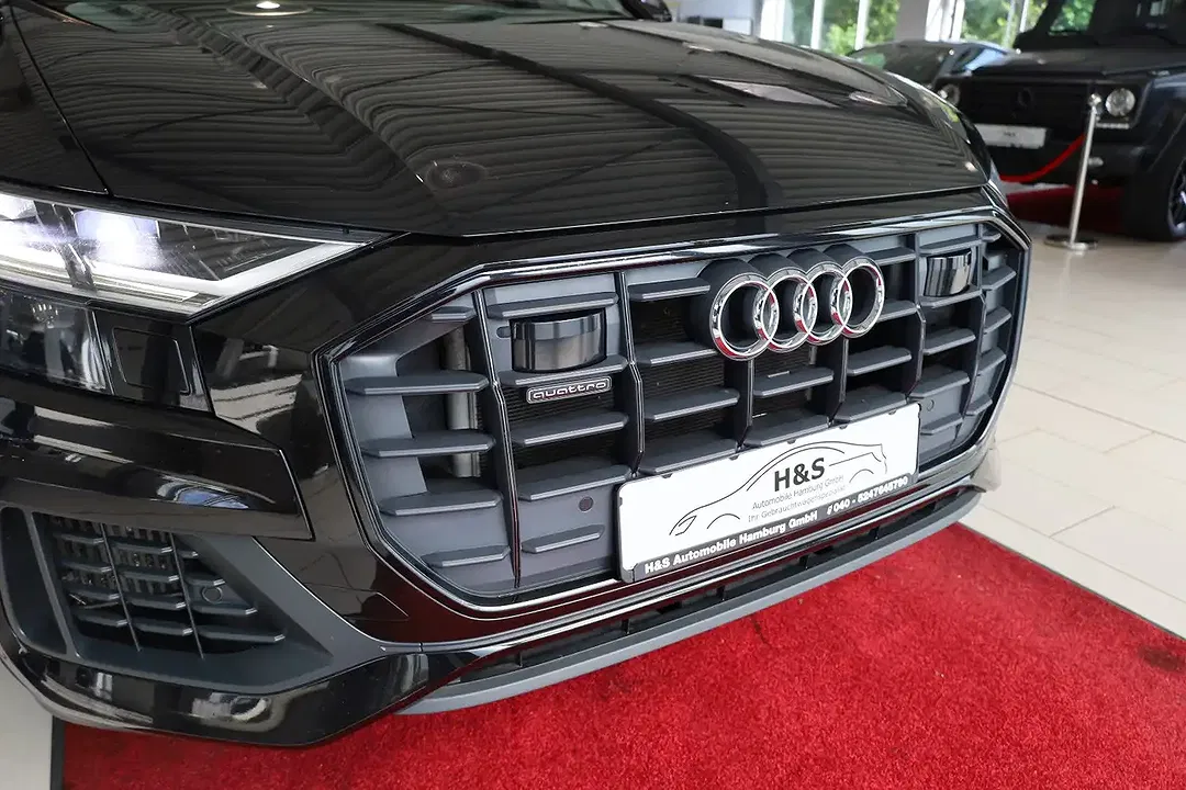 Audi Q8 55 TFSI quattro S line - Thumbnail 8