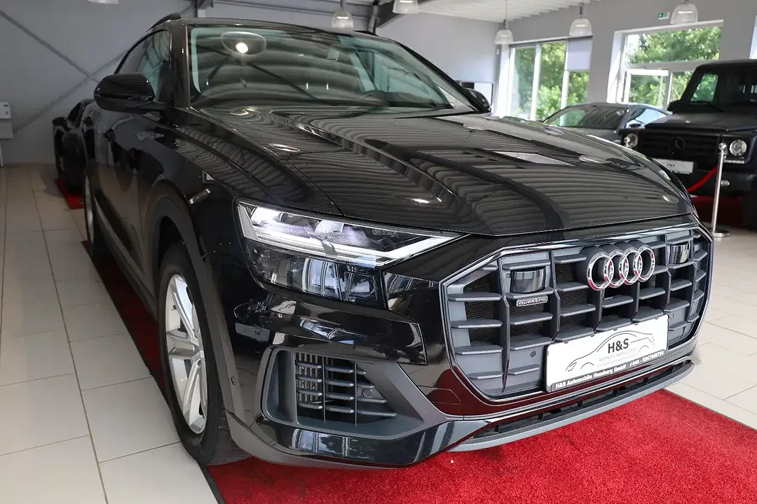 Audi Q8 55 TFSI quattro S line - Thumbnail 7