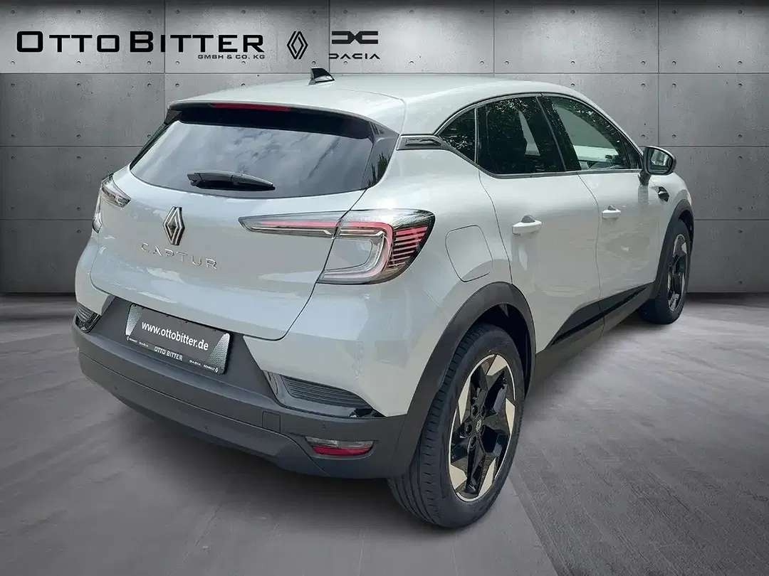 Renault Captur TCe Techno - Thumbnail 4