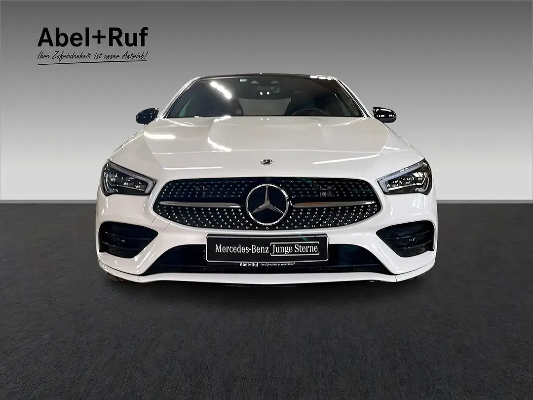 Mercedes-Benz CLA 250 AMG Night - foto 2